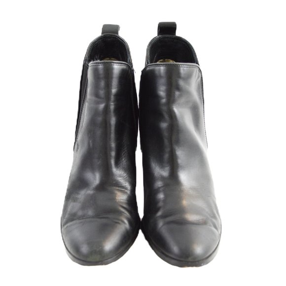 Michael Kors Leather Chelsea Boot #100-39 - Picture 2 of 5